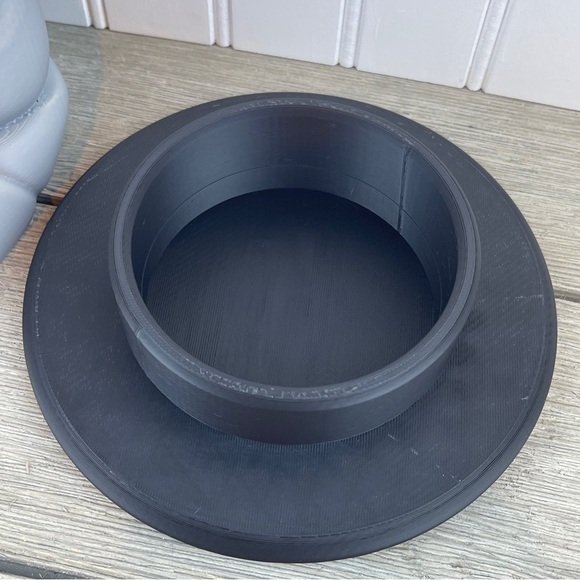 Quirky Puffy Jacket Planter Pot, Inflated Jacket Flower Pot, Indoor planter - Picture 9 of 9